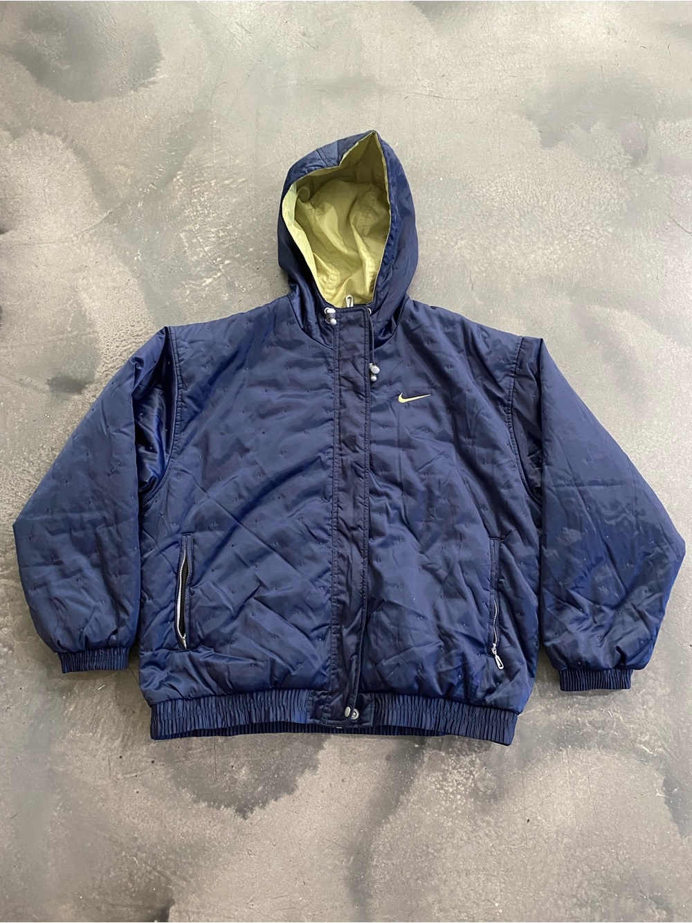 Vintage Nike Jacket Sz L 12-14 ( Like Sz M Men’s)
May A-1)